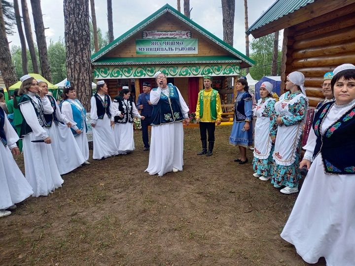 Безнекеләр республика Сабантуенда