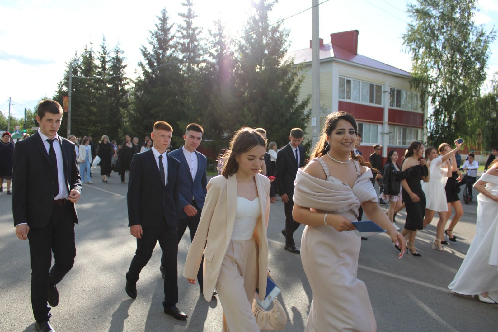 28 июня в Новошешминске прошел районный выпускной бал (фоторепортаж)