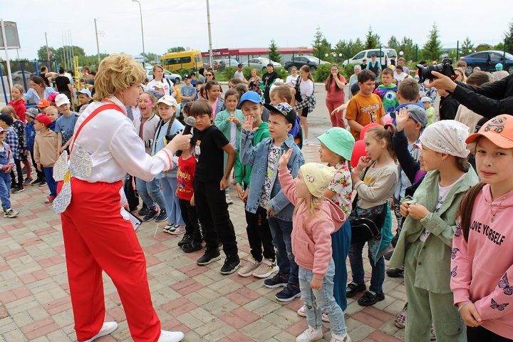 «Детство без границ», или ребячья «Пенная вечеринка» (фоторепортаж)