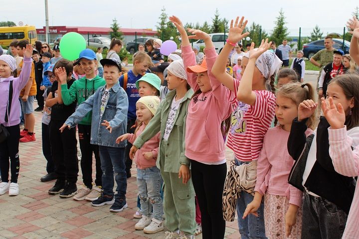 «Детство без границ», или ребячья «Пенная вечеринка» (фоторепортаж)