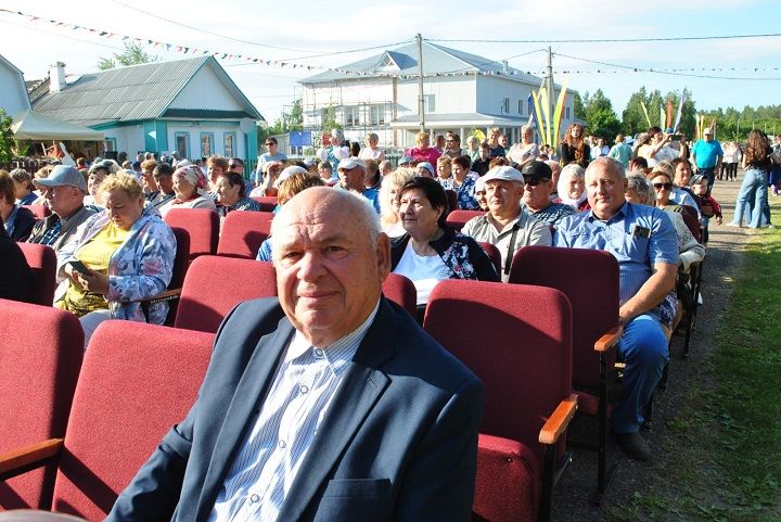 Слобода Петропавловская: VI ФЕСТИВАЛЬ народной песни и трудовых традиций «СЛОБОДСКОЕ КОЛЬЦО».