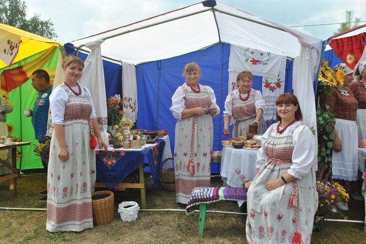 Моменты фестиваля «Выля, хут купӑс!» (»Играй, гармонь!»)