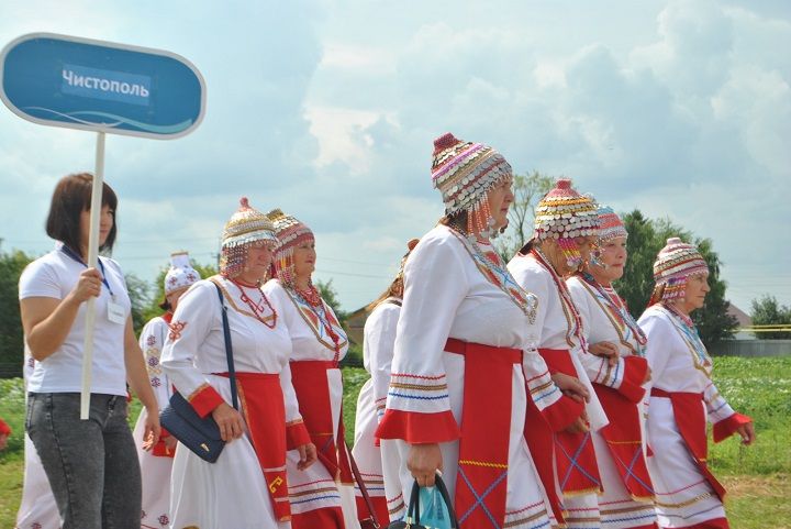 С  фестиваля чувашского народного творчества «Выля, хут купӑс!», посвященного памяти  Петра  Носкова