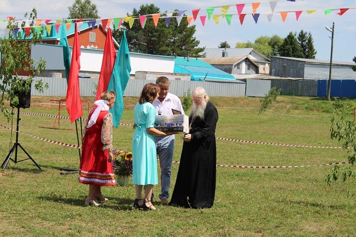 21 июля в селе Утяшкино прошли торжества в  честь 150-летия храма (фоторепортаж)