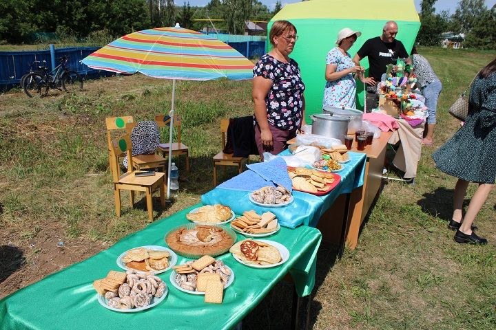 21 июльдә Әдәмсә авылында җирле храмның 150 еллыгы уңаеннан тантаналы чара узды (фоторепортаж)
