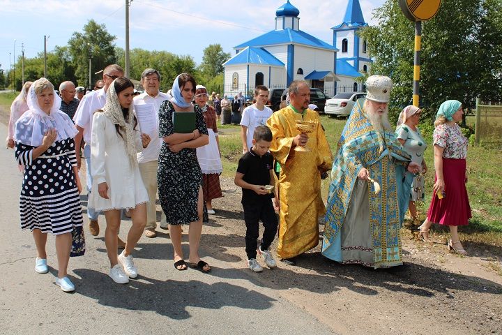 21 июльдә Әдәмсә авылында җирле храмның 150 еллыгы уңаеннан тантаналы чара узды (фоторепортаж)