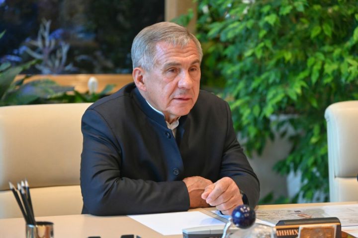 Обращение Рустама Минниханова по случаю Дня семьи, любви и верности