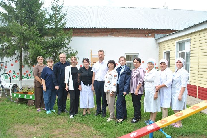 Идет приемка образовательных учреждений в Новошешминском районе (Фоторепортаж)