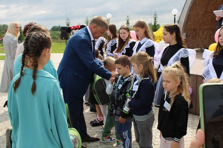 Добрая традиция в канун нового учебного года