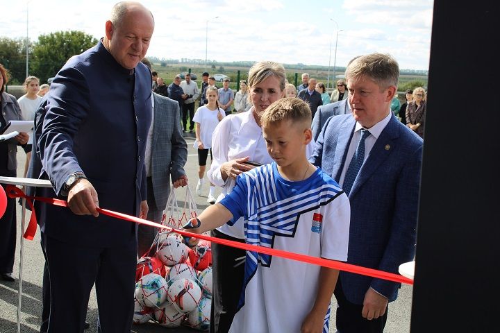 В Новошешминске открылись новые объекты (фоторепортаж)