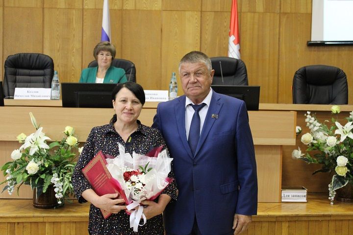 На заседании Совета района чествовали достойных новошешминцев (фоторепортаж)