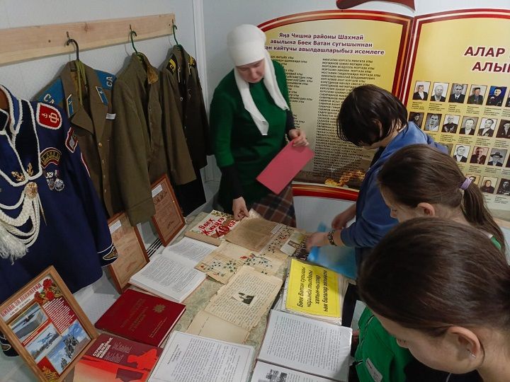 В Шахмайкинском музее прошел час патриотизма «Блокада Ленинграда. Память»