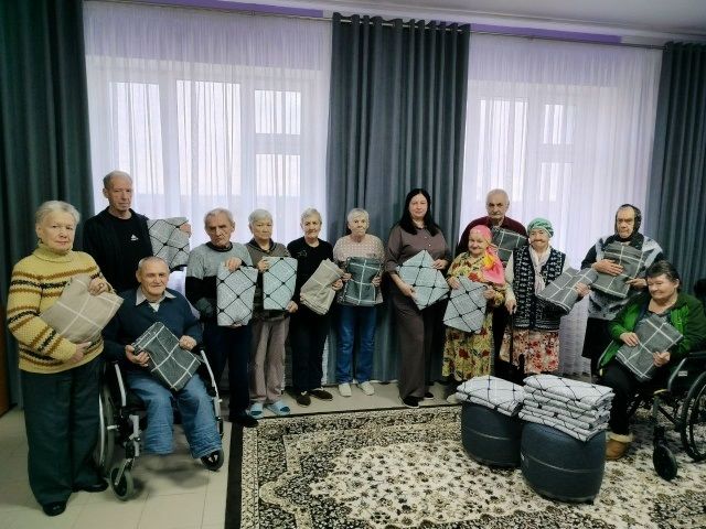 Тепло и забота от ООО «Агрораздолья»: компания подарила подарки Новошешминскому дому-интернату