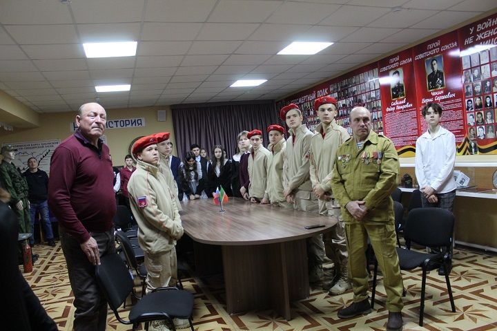 В краеведческом музее Новошешминска провели урок Мужества «Афганистан к нам тянется сквозь годы»