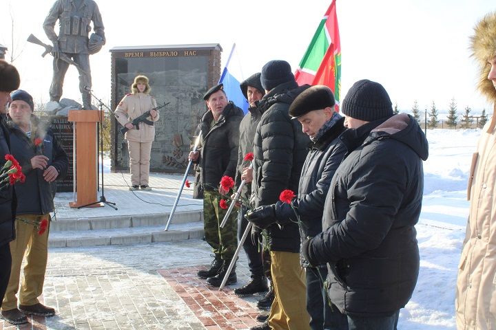 Яңа Чишмәдә Совет гаскәрләрен Әфганстаннан чыгаруга 36 ел тулуга багышланган митинг узды