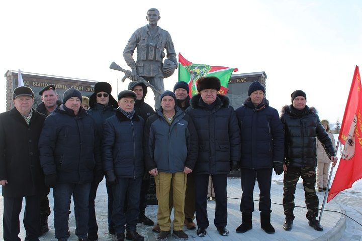 В Новошешминске прошел митинг, посвященный 36-й годовщине вывода советских войск из Афганистана