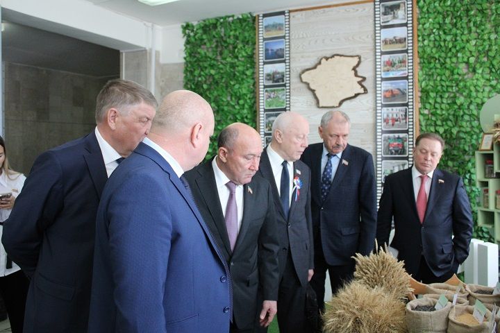 В Новошешминске состоялось 52-е отчетное заседание Совета района (фоторепортаж)
