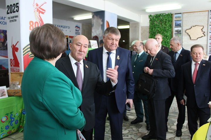 В Новошешминске состоялось 52-е отчетное заседание Совета района (фоторепортаж)