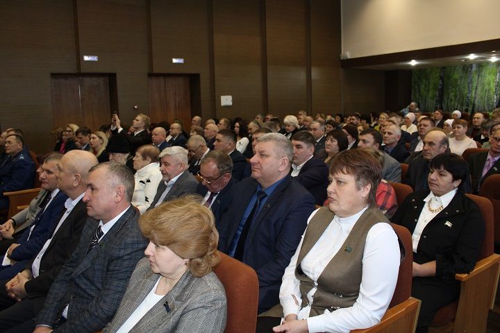 В Новошешминске состоялось 52-е отчетное заседание Совета района (фоторепортаж)