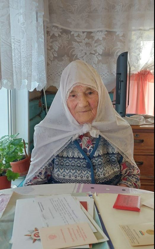 С шестнадцати лет – на военном заводе