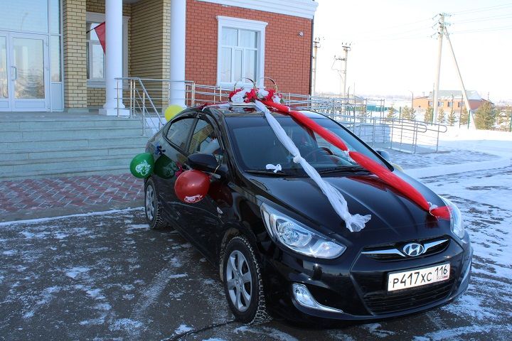 ЗАГСта биш алтын һәм бер сапфир туй үткәрелде