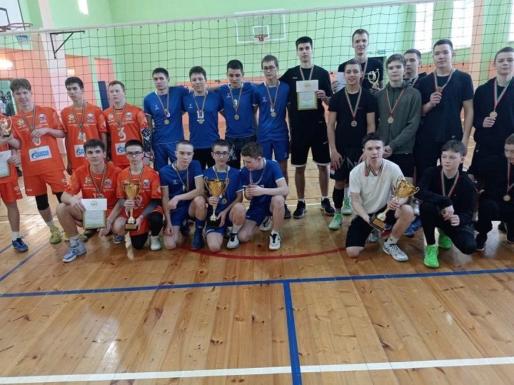 Сборная Новошешминского района заняла призовое место на межрайонном турнире по волейболу
