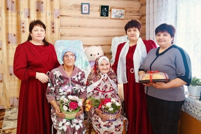 Чаллы башы авылында Гайфетдинова Хафизә Гельметдин кызына бүген 95 яшь тулды