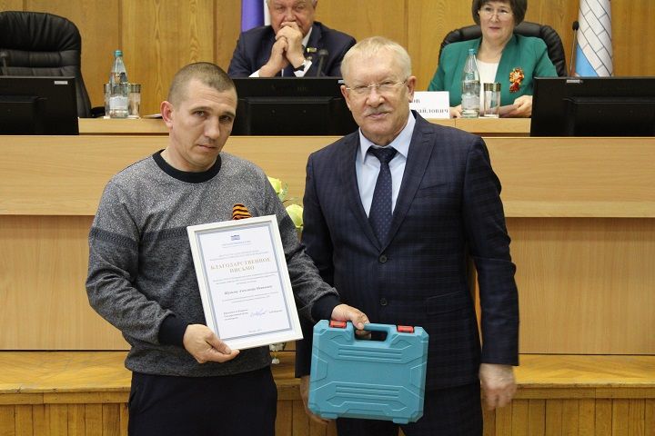 На заседании Совета района наградили достойных новошешминцев (фоторепортаж)