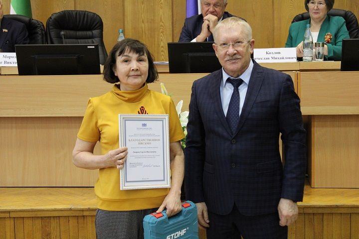 На заседании Совета района наградили достойных новошешминцев (фоторепортаж)