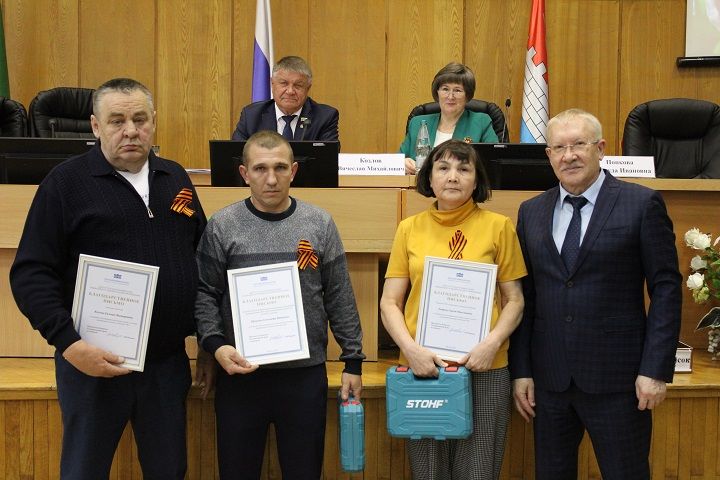 На заседании Совета района наградили достойных новошешминцев (фоторепортаж)