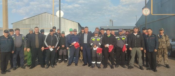 В Новошешминском районе передовикам посевной вручены премии