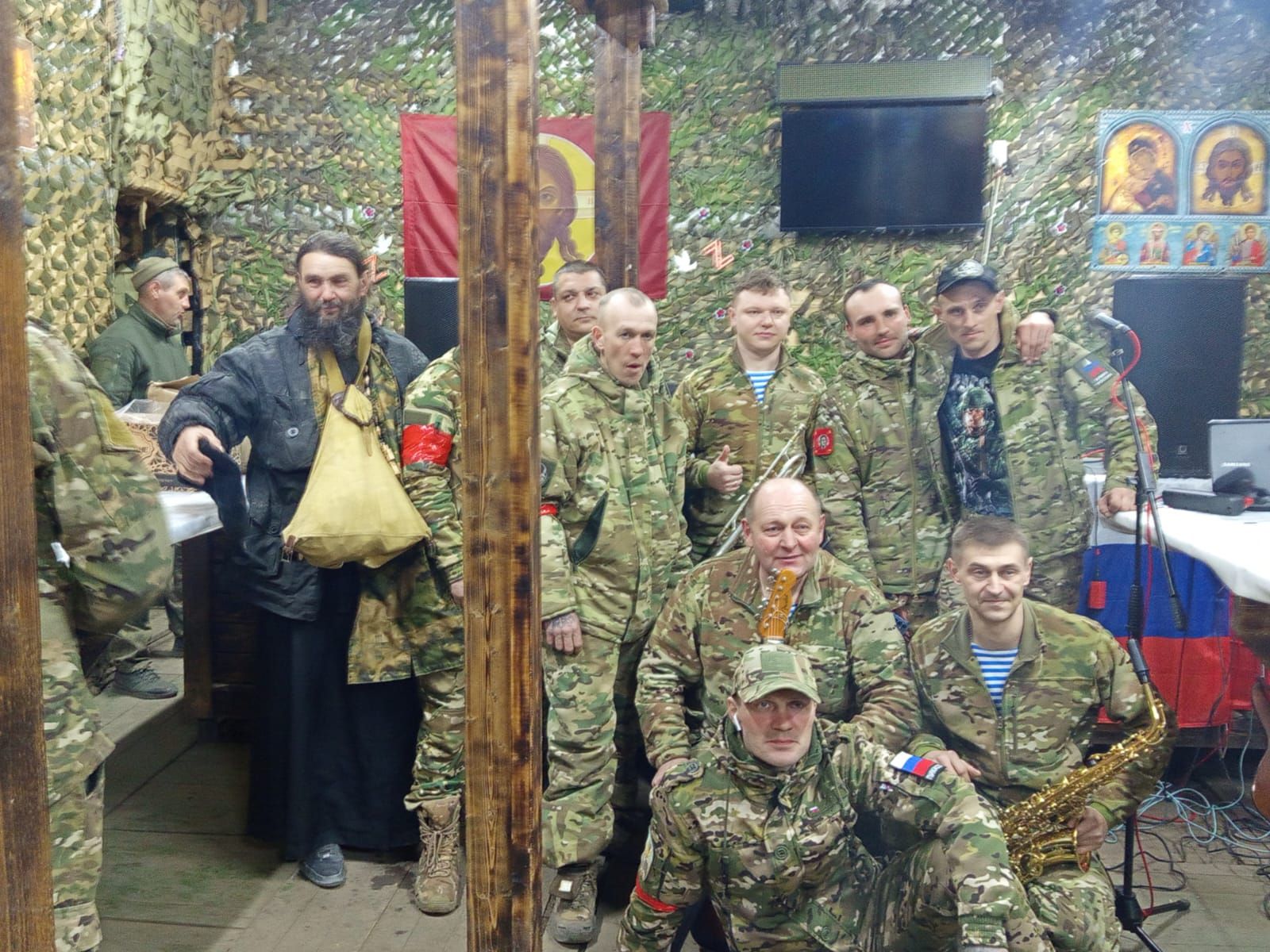 «С молитвой и словом поддержки: священники на передовой»