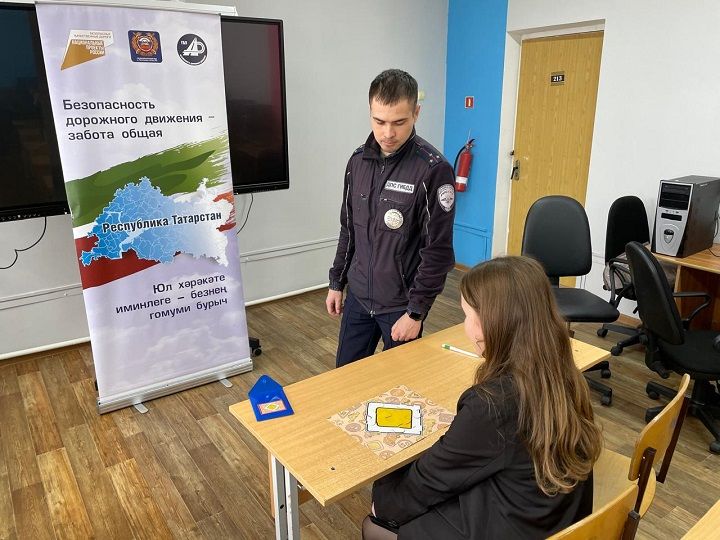 Автомногоборье: конкурс в знании ПДД прошел среди школьников Новошешминска