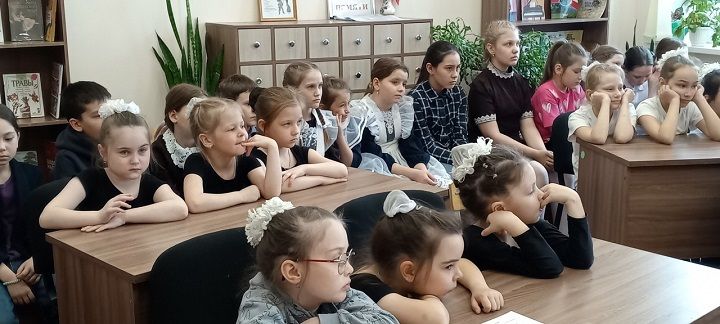 «Труженики тыла – незаметные герои войны»: в Новошешминской ДШИ прошла памятная встреча