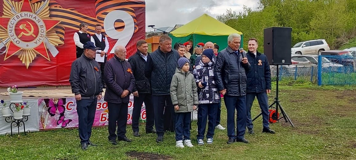 В селе Шахмайкино открыли Парк памяти и стелу участникам войны(фоторепортаж, видео)