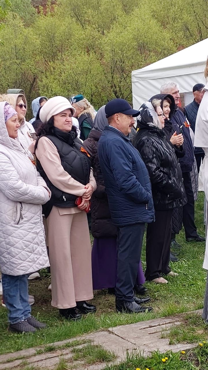 В селе Шахмайкино открыли Парк памяти и стелу участникам войны(фоторепортаж, видео)