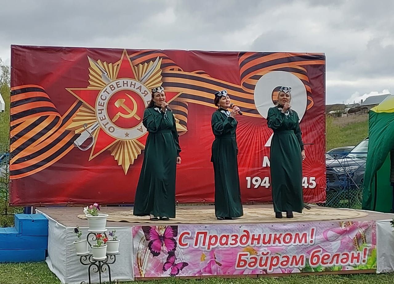 В селе Шахмайкино открыли Парк памяти и стелу участникам войны(фоторепортаж, видео)