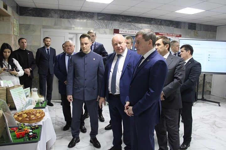 Состоялось отчетное заседание Совета Новошешминского муниципального района (фоторепортаж)