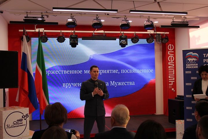 Крепка Россия своими сынами