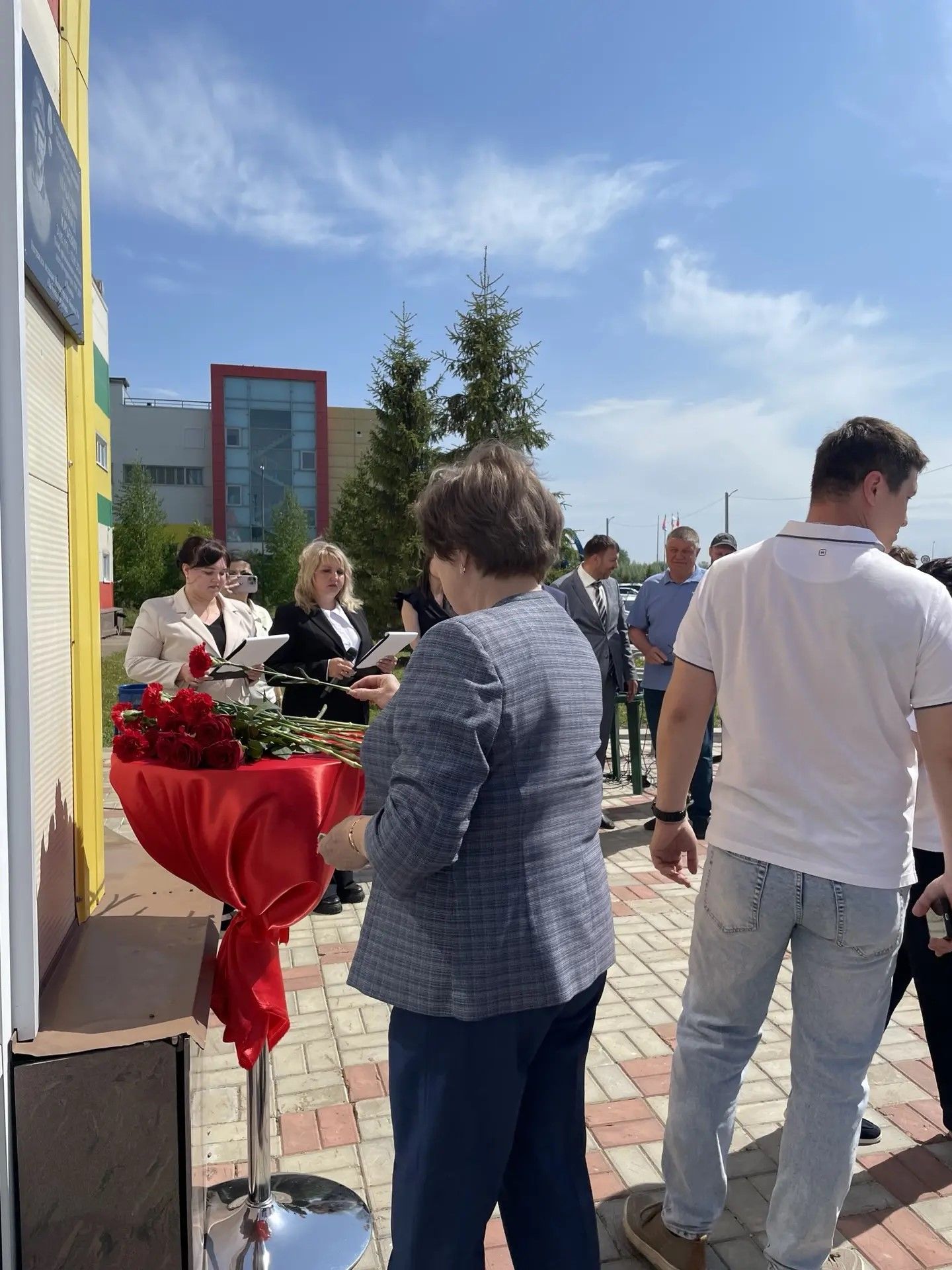 Память героя навечно вписана в историю Новошешминска