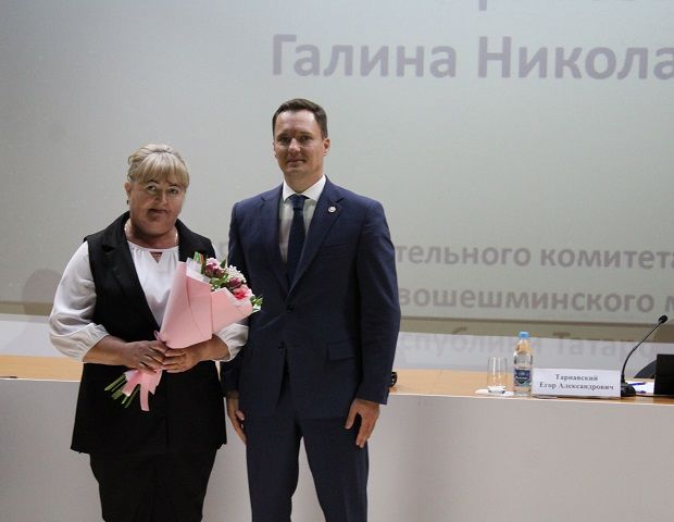 На заседании Совета района чествовали достойных новошешминцев