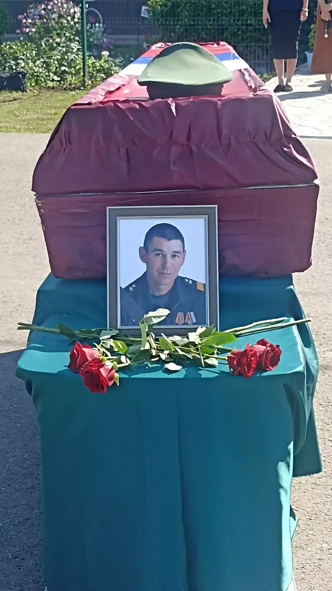 Акъяр авылында СВО зонасында һәлак булган сугышчы белән хушлаштылар