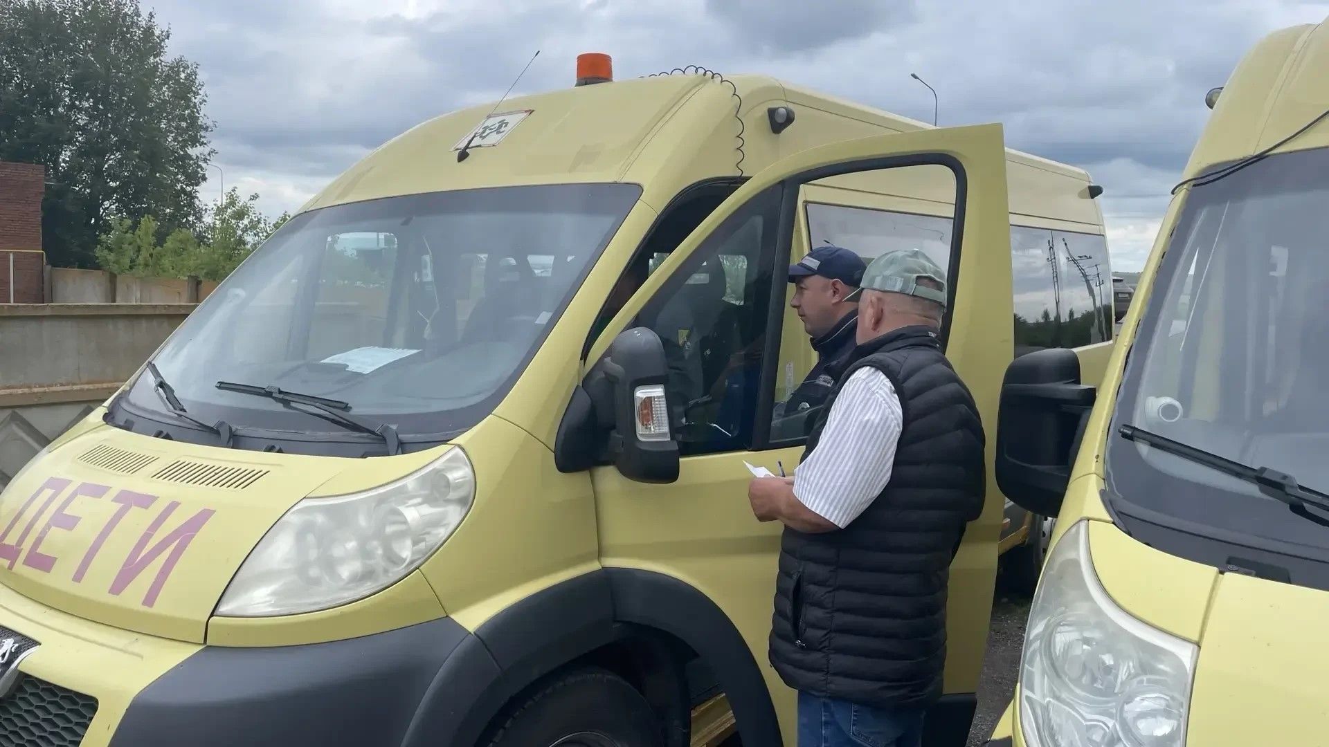 Сотрудники Госавтоинспекции проверили школьные автобусы в Новошешминском районе