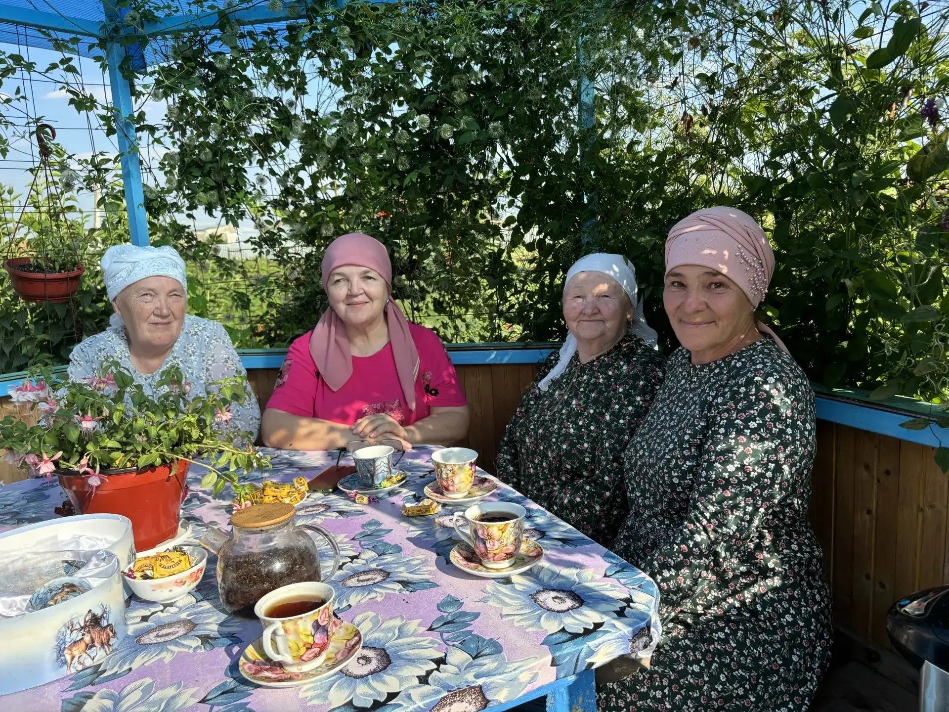 Фирдәүсә ханымның Фирдәвес җәннәтләре