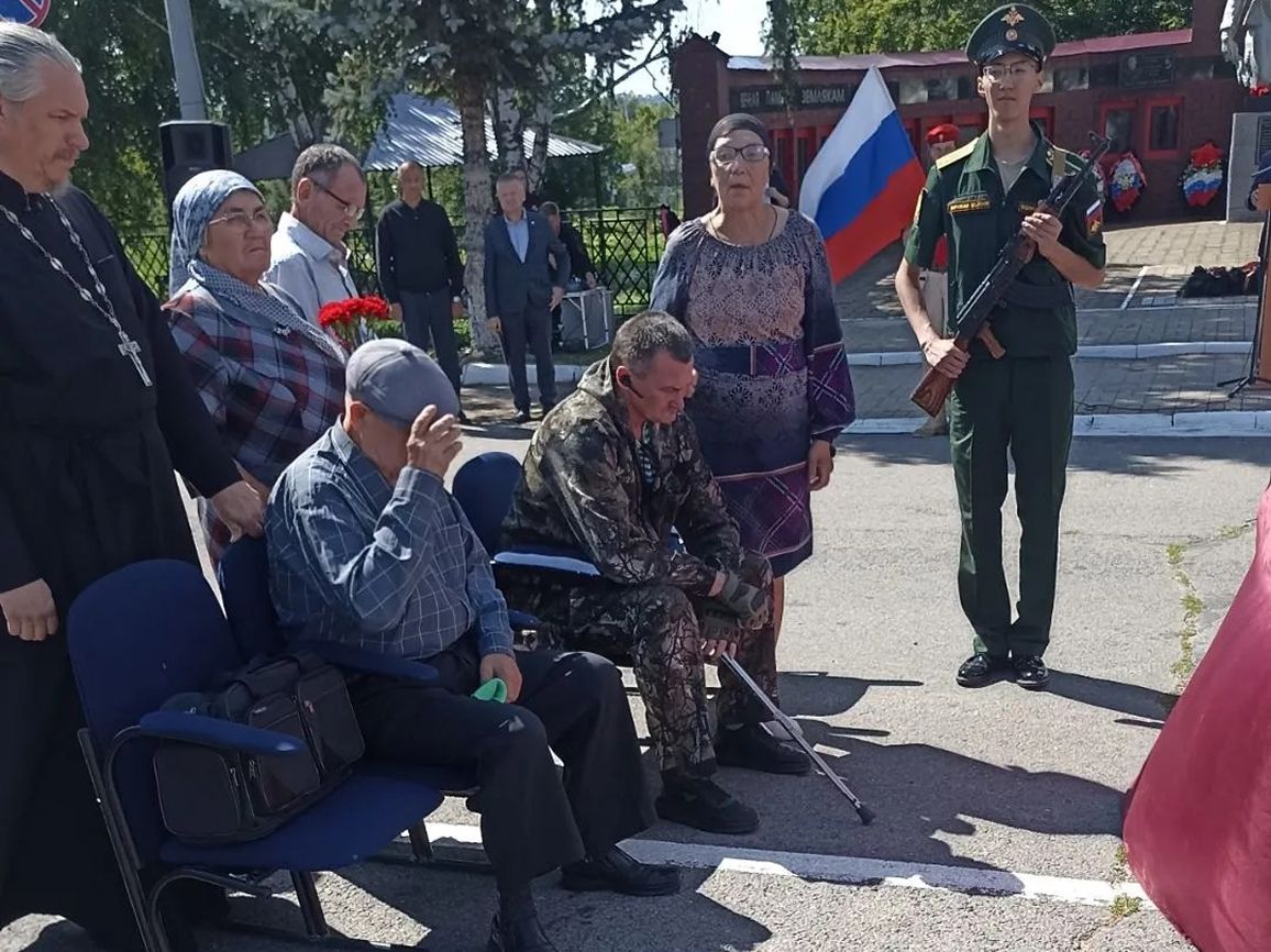 Новошешминцы проводили в последний путь своего земляка — Полякова Алексея Александровича