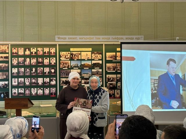 Акбүре музеенда «Буыннар чылбыры өзелмәсен» дип аталган конференция булып узды