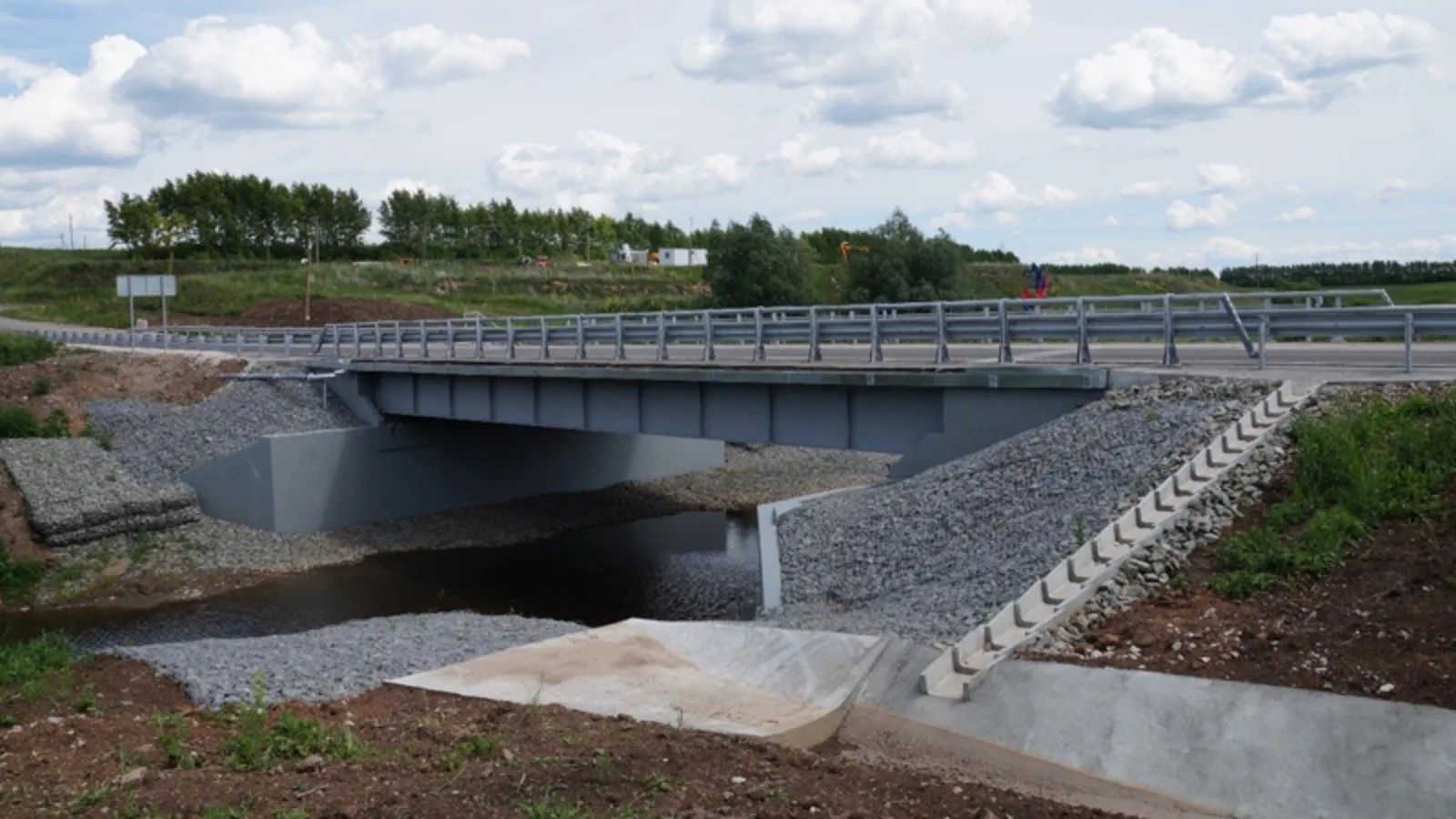 Завершён капремонт моста через реку Секинесь