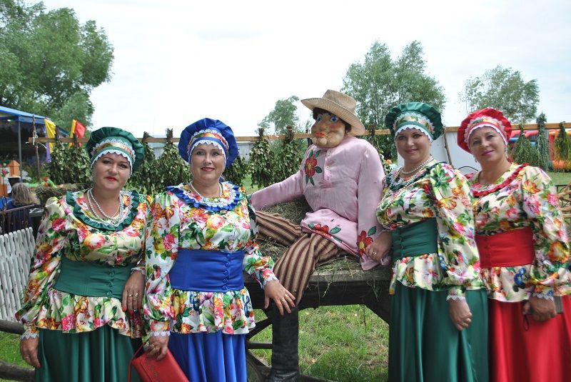 В селе Ленино отметили День села и кряшенский праздник «Питрау»