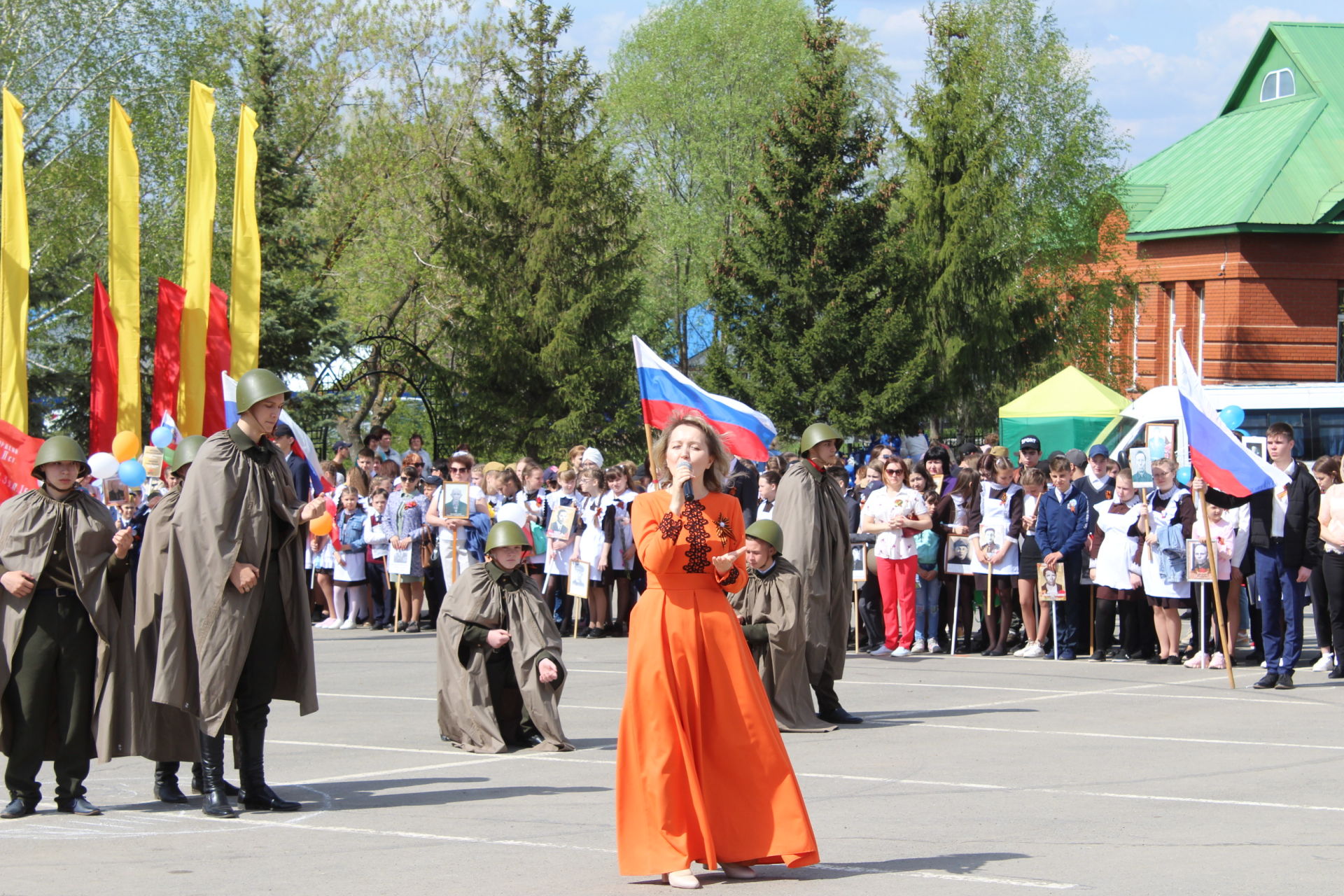 9 мая в Новошешминске прошла акция «Бессмертный полк» и митинг в честь 76-ой годовщины Великой Победы