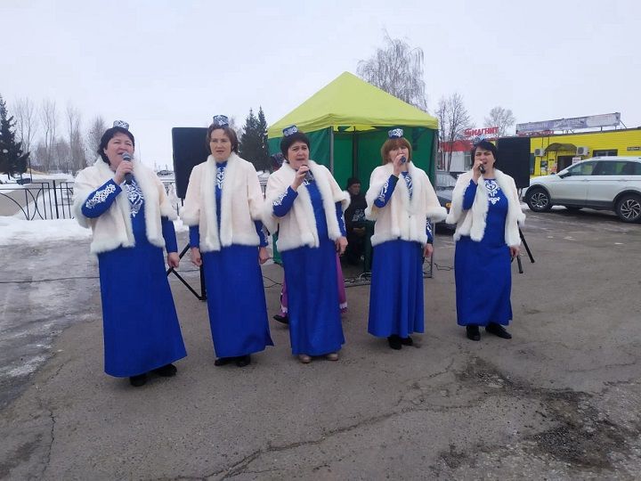 5 марта в Новошешминске прошла предпраздничная ярмарка